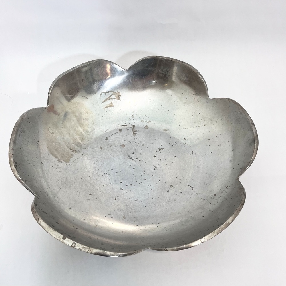 Large Silver Metal Scalloped Edge Bowl Dish Made In India 15” Across